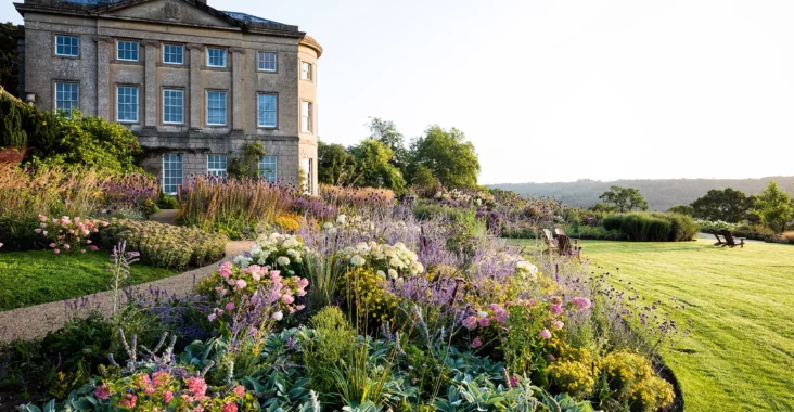 Must-Visit UK Gardens Blooming This June